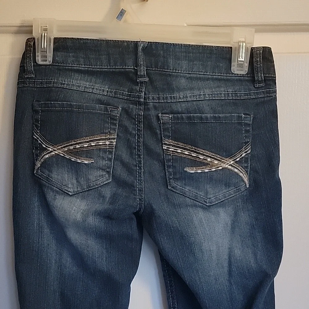 Junior's Mudd Jeans, size 1 skinny jeans. - Picture 3 of 7